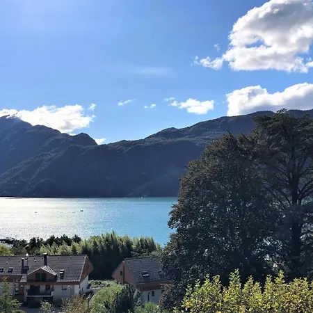 T2, Vue Lac, Climatise, Parking, Confort アパート
